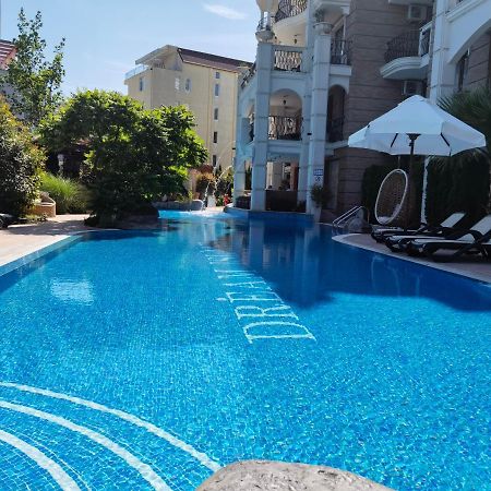 Harmony Suitеs Apartment Słoneczny Brzeg Zewnętrze zdjęcie