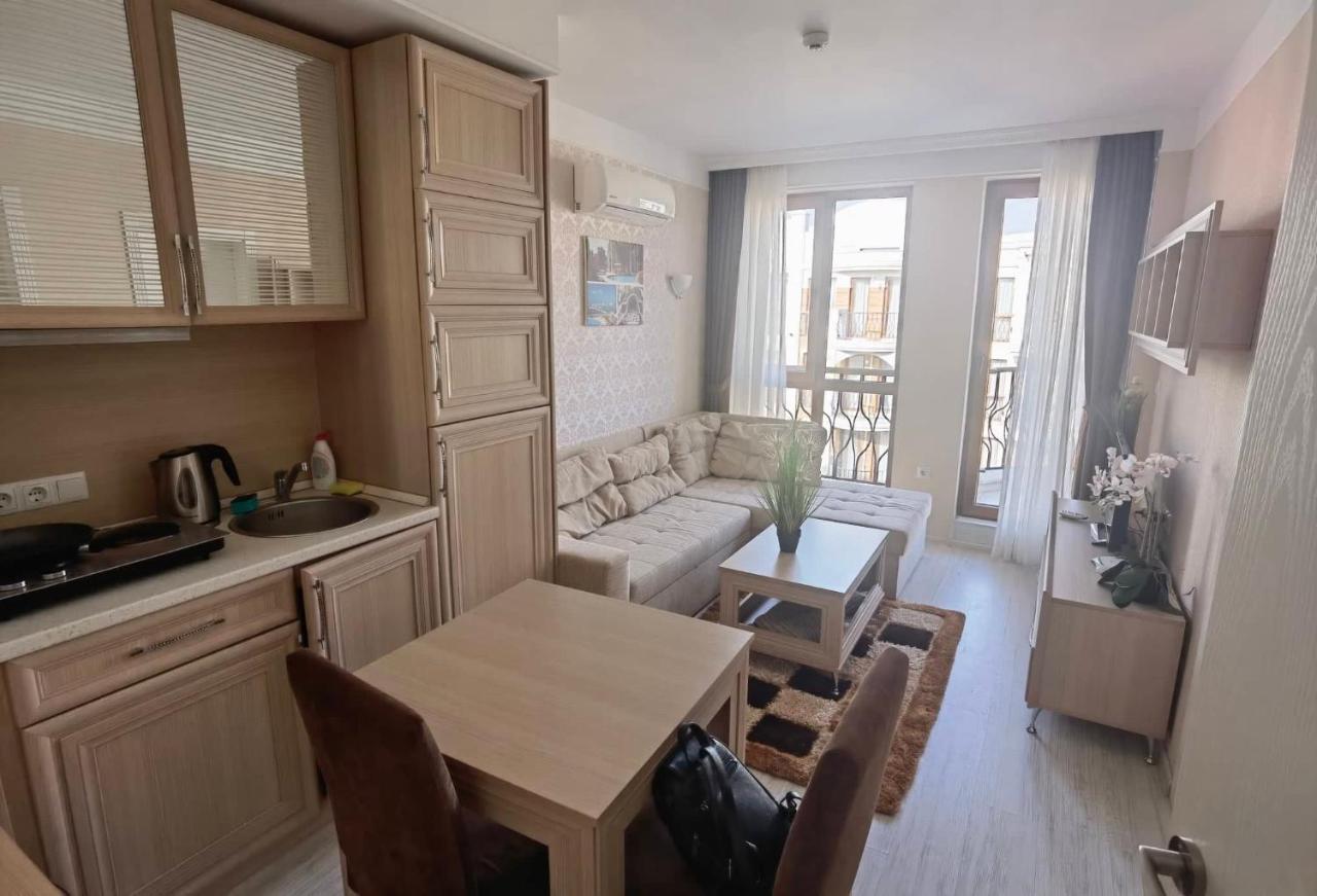 Harmony Suitеs Apartment Słoneczny Brzeg Zewnętrze zdjęcie